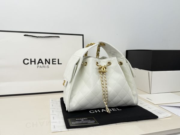 Chanel Caviar Quilted 25 Bag