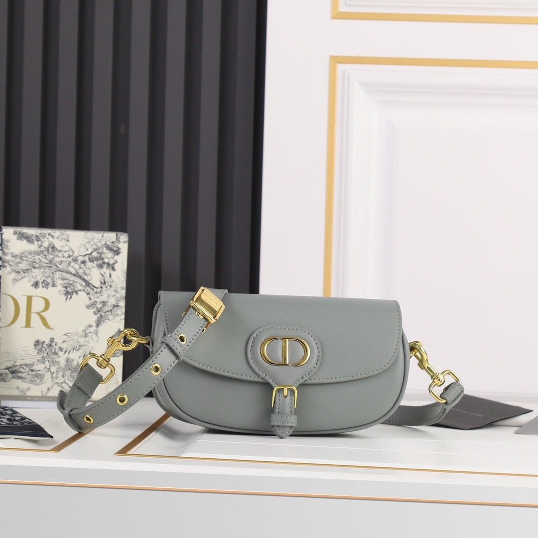 Dior Underarm Bag - Image 2