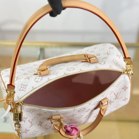 LV Speedy Soft 30 Lucky Bag - Image 4