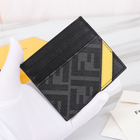 FENDI Leather Card Holder - Image 5