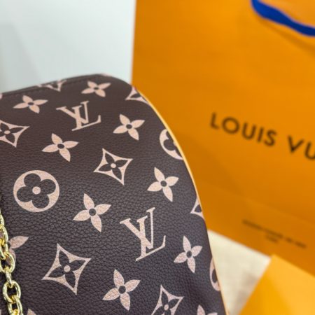 LV Speedy 40 Bag - Image 7