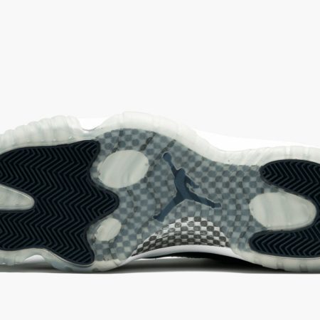 Air Jordan 11 Retro Low "Georgetown" - Image 5