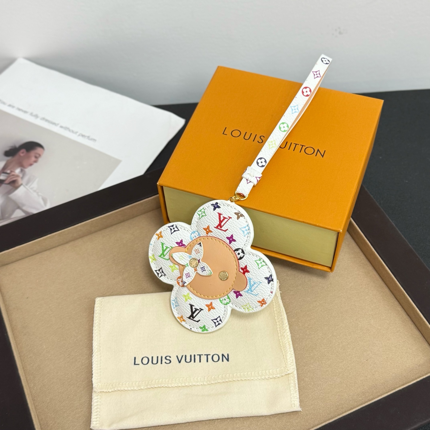 LV Accessories - Image 6