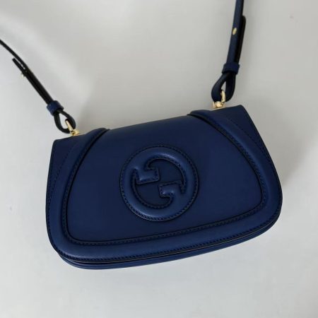 Gucci Blondie Shoulder Bag in Rosso Ancora Dark Blue - Image 4