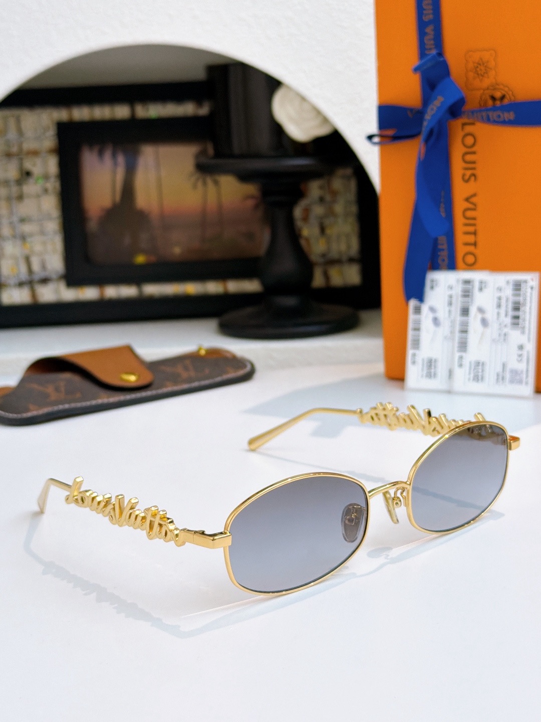LV Fashionable Sunglasses Z3171U - Image 2