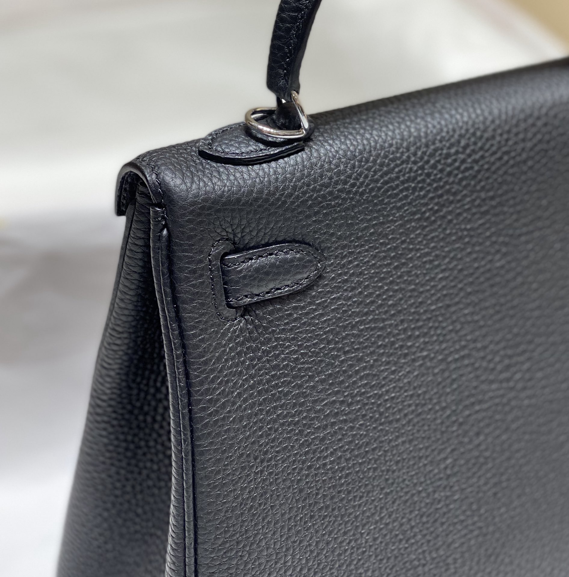 Hermès Kelly 25 black togo leather palladium hardware - Image 6