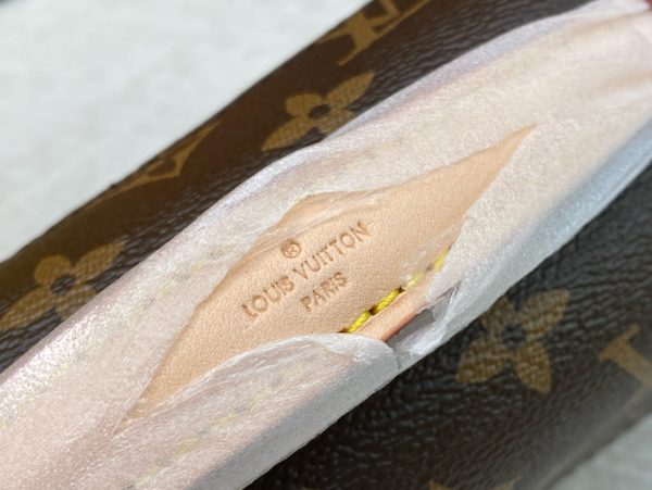 LV Monogramme Pochette Métiss East West Bag