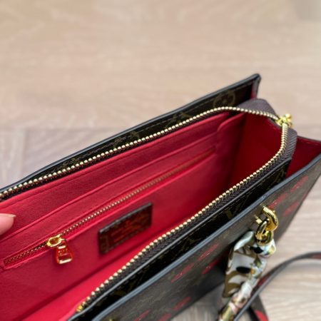 LV  Retro High-End Commuter Tote Bag - Image 4