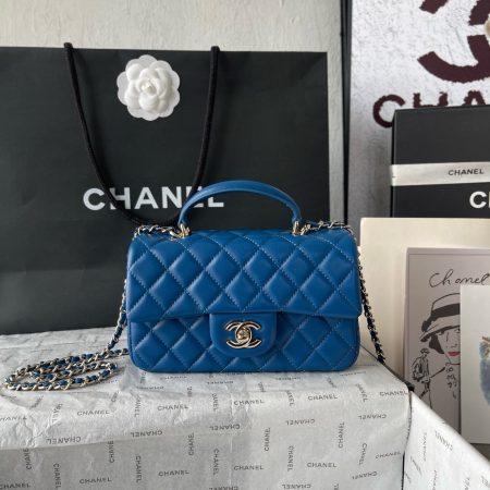 Chanel CF Handbag - Image 12