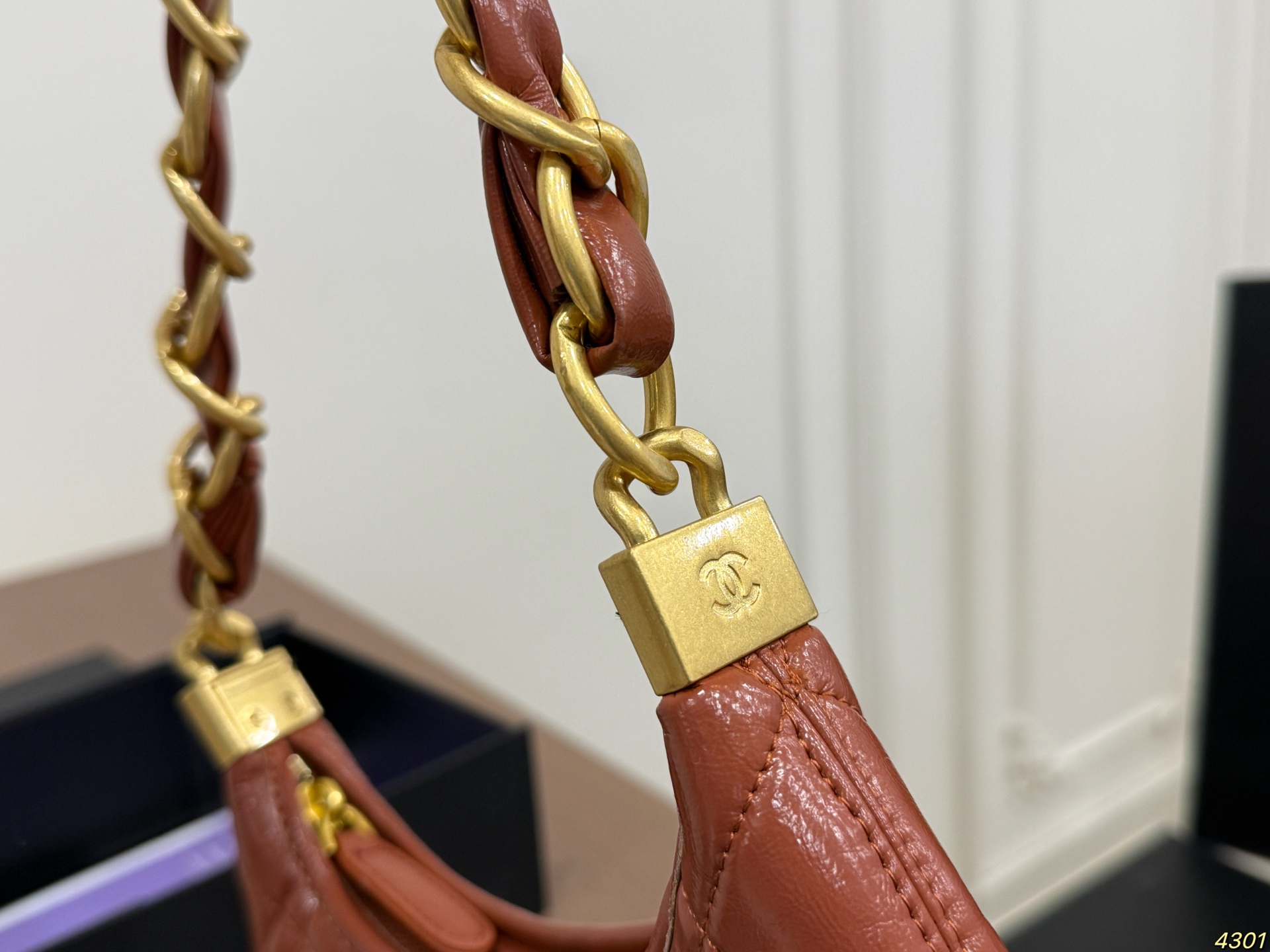 Chanel Hobo Boho Crossbody Bag - Image 6