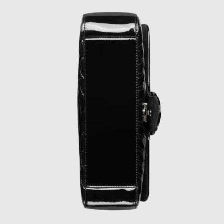 Gucci GG Marmont patent small shoulder bag in patent - Image 4
