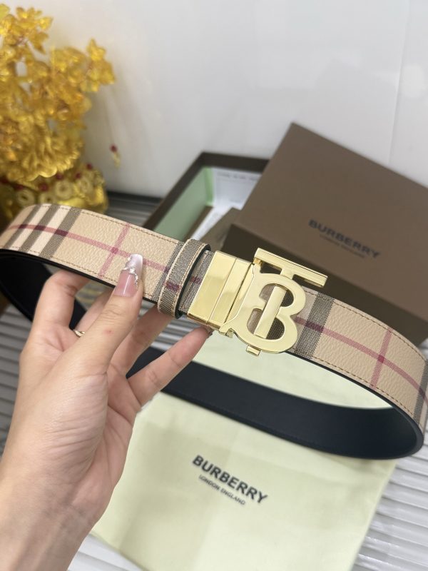 Burberry Reversible Check TB Belt 35MM Top Quality