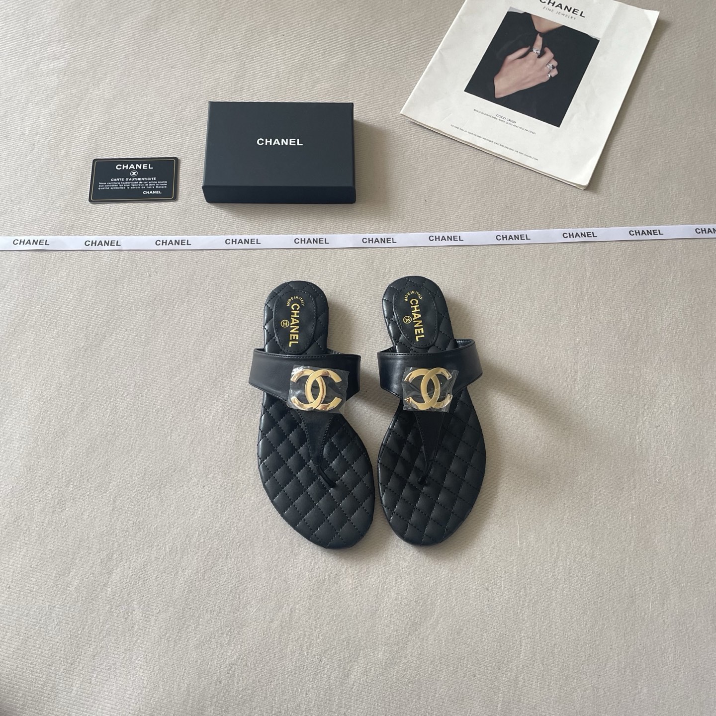 Chanel 26P C-Clip Thong Sandals - Image 3