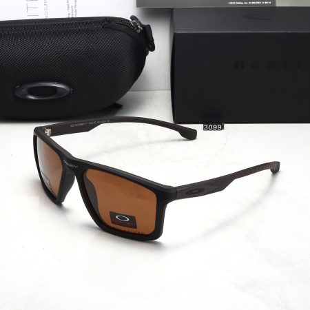 Oakley Fashionable Sunglasses - Image 4