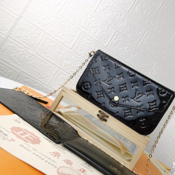 LV Felicie Pochette Chain Bag