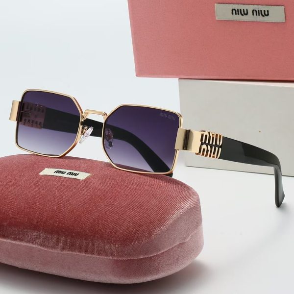Miu Miu Fashionable Sunglasses