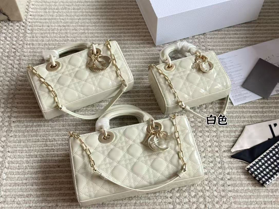 Dior Lady D-joy - Lacquer Bag - Image 3