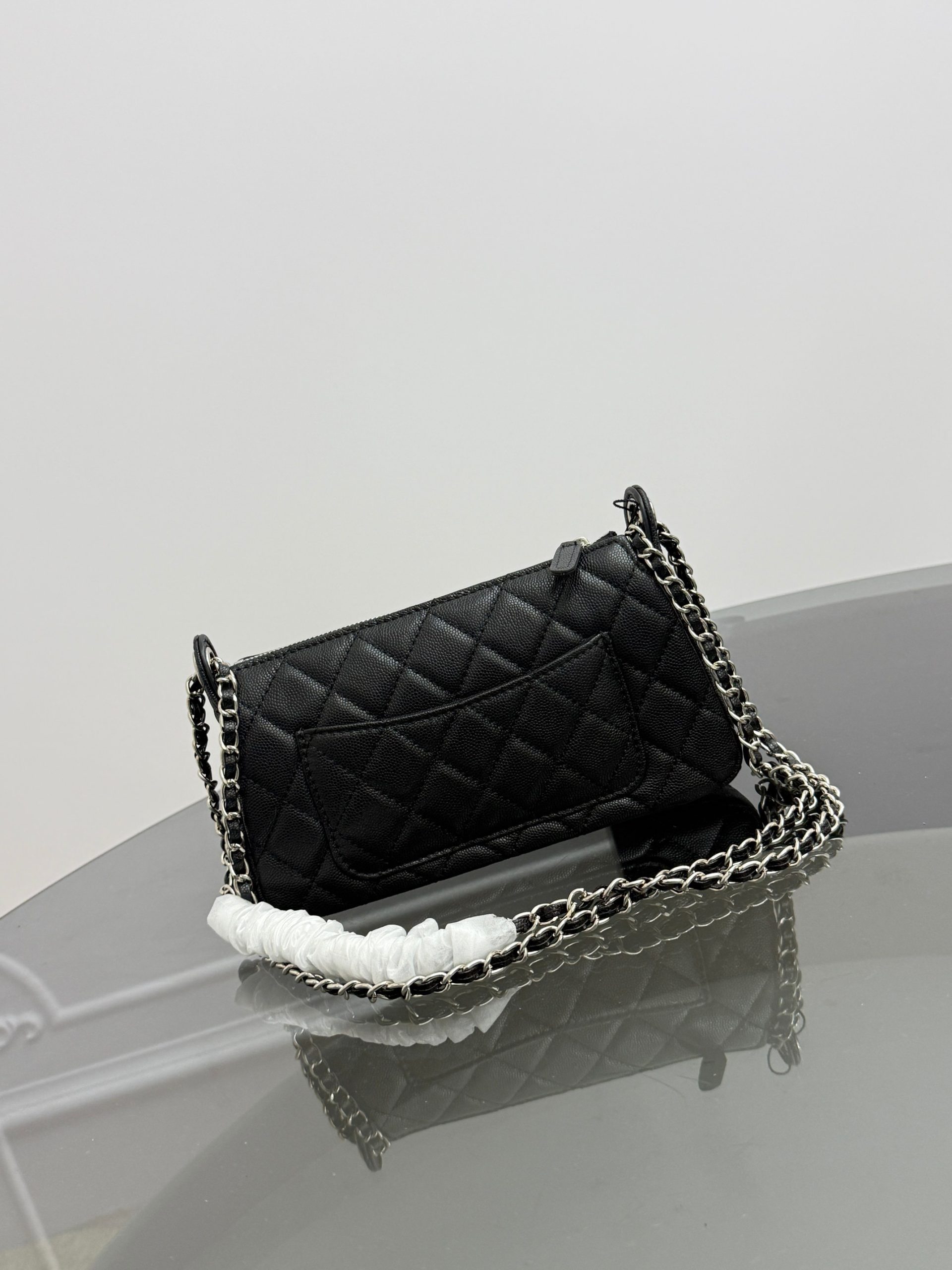 Chanel Caviar Qulited Purse with Chain - Image 3