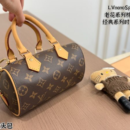 LV Nano Speedy Heart-Shaped Bag - Image 3