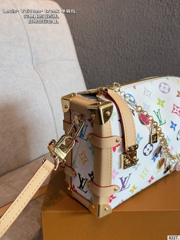 LV Side Trunk Bag