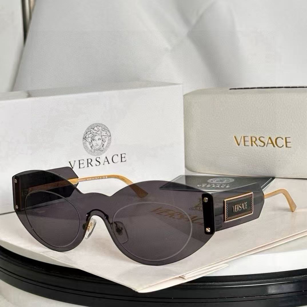Versace Square Frame Sunglasses Top Quality - Image 3