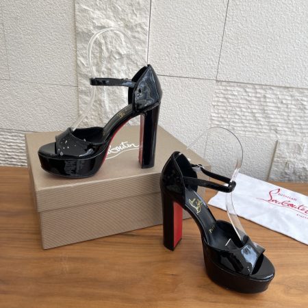Christian Louboutin Sandaloo - Image 4