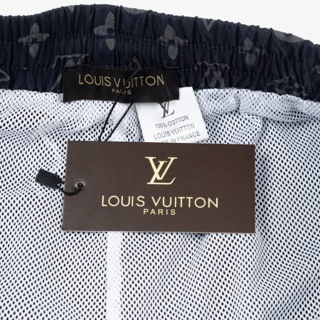 LV Short Pants - Image 4