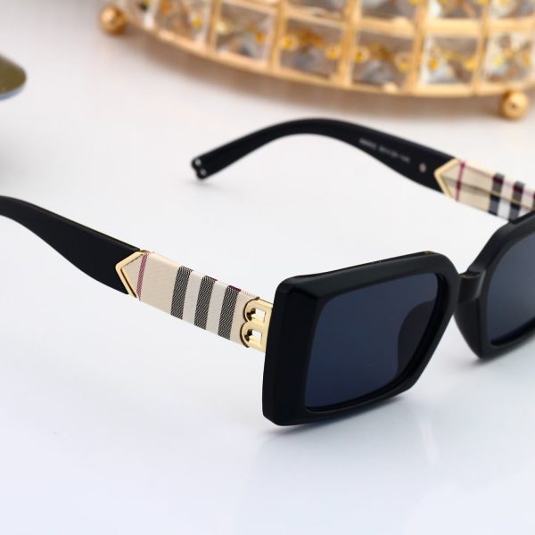Burberry Fashionable Sunglasses