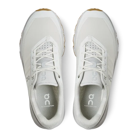 ON Women's Cloudventure - Image 2