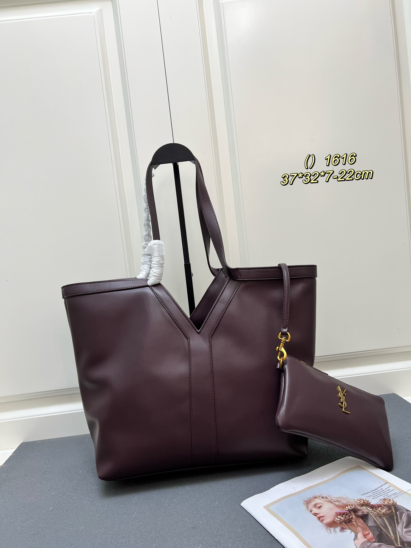 Saint Laurent Y Tote Bag - Image 5
