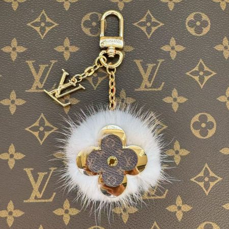 LV keychain - Image 3