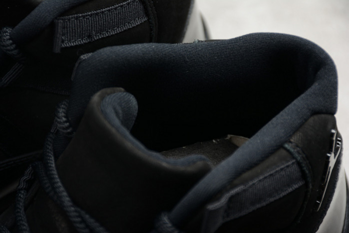 Air Jordan 11 Cap and Gown black 378037-005 - Image 9