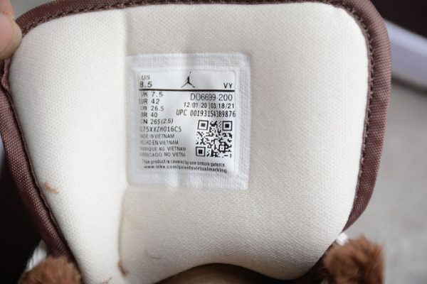 Air Jordan 1 Mid DO6699-200
