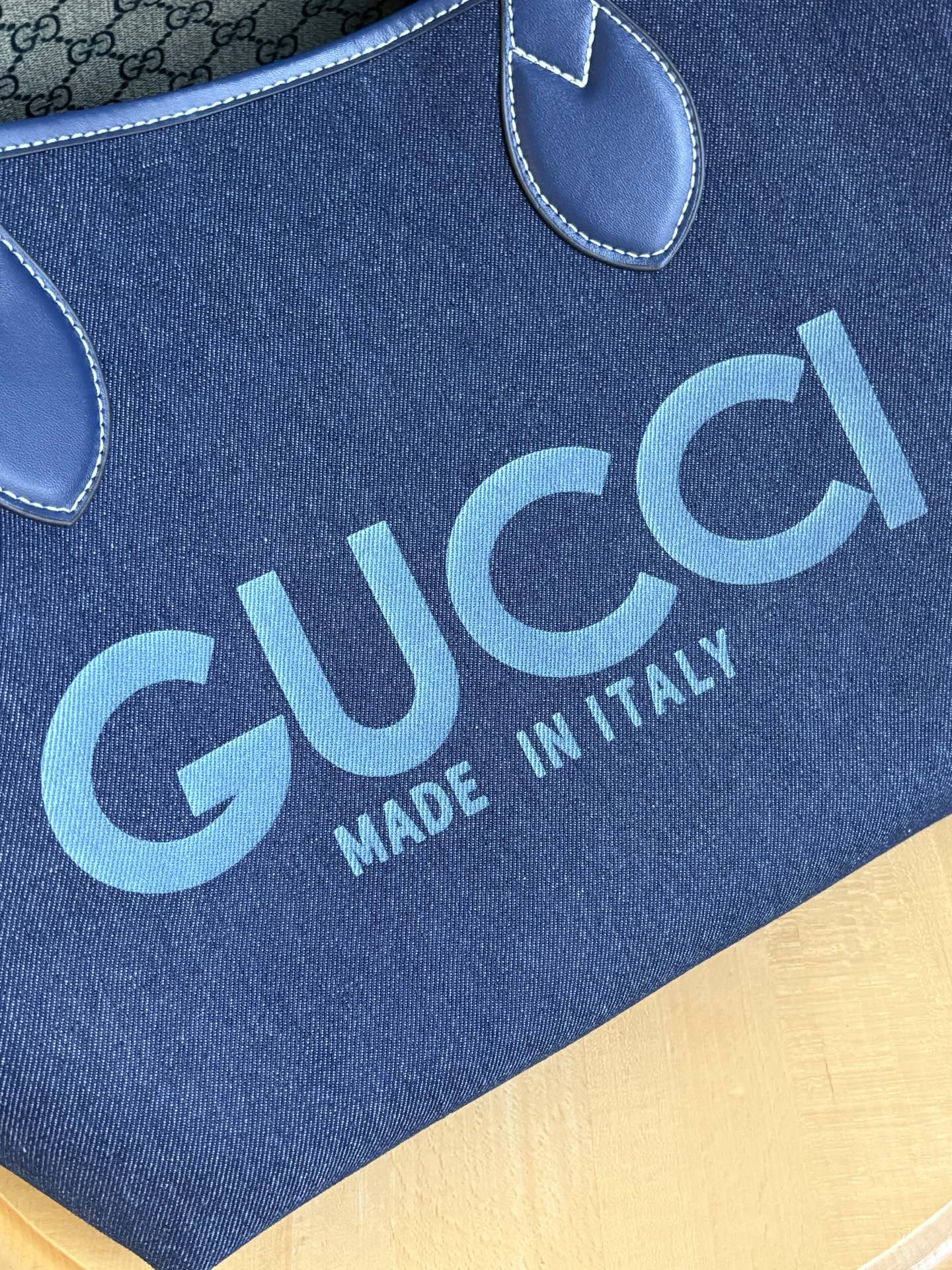 Gucci Small Totissima Tote Bag - Image 7