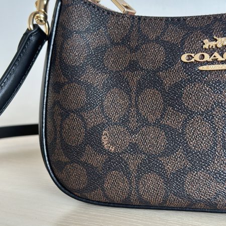 Coach Teri Shoulder Bag - Image 8