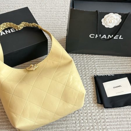 Chanel Sparkling Gold Handbag - Image 4
