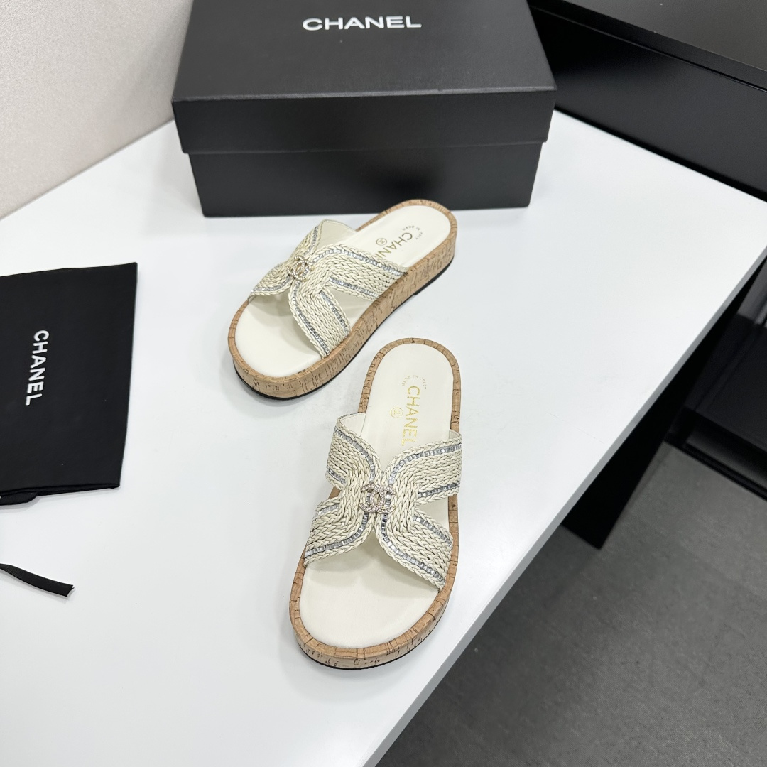 Chanel Raffia CC Platform Sandals - Image 8