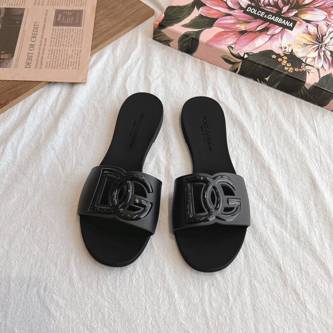 Dolce Gabbana DG Rubber flat Sandals Slide - Image 3