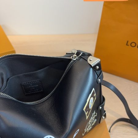 LV Side Trunk MM H27 Bag - Image 9
