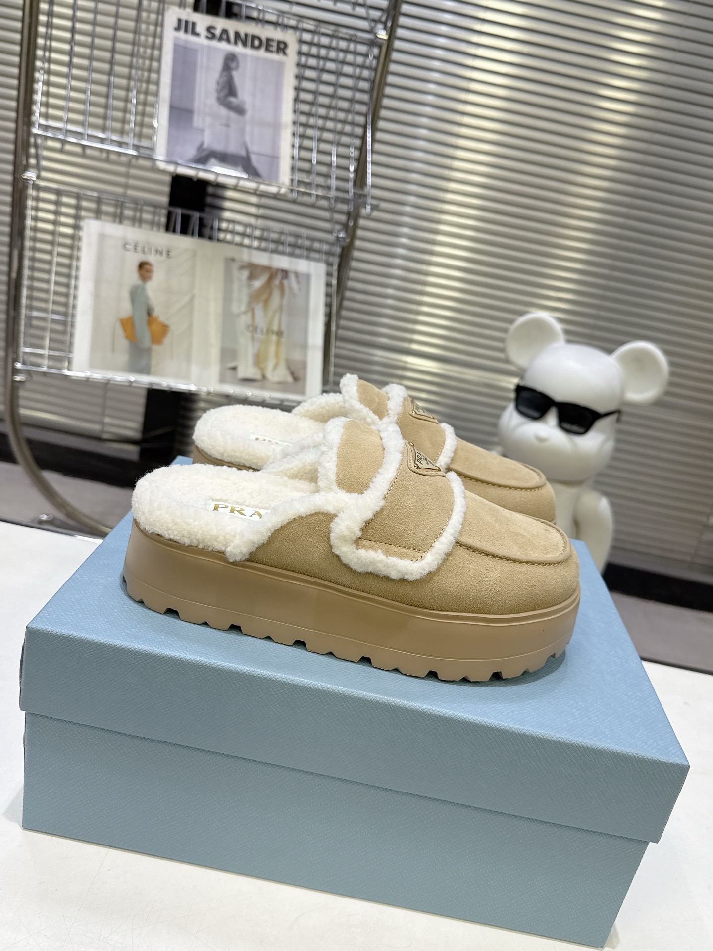 Prada shearlina-lined Suede Mules - Image 1