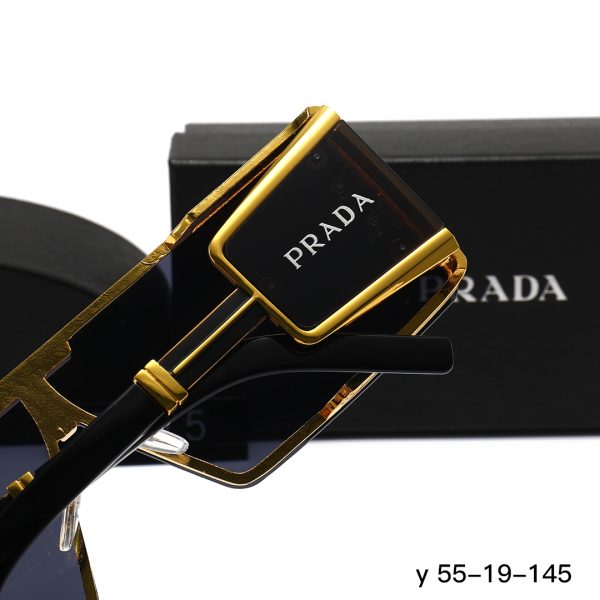 Prada Fashionable Sunglasses
