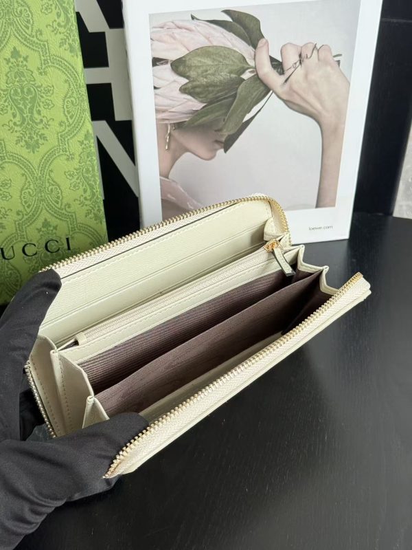 Gucci Zipper Wallet