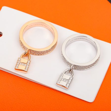 Kelly Lock Ring - Image 2
