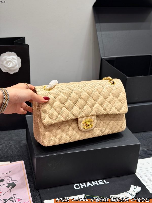 Chanel CF 25 Medium Bag
