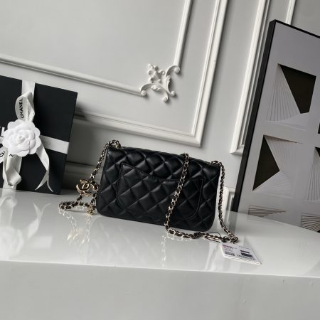 Chanel Double C-Clip Chain Bag - Image 2