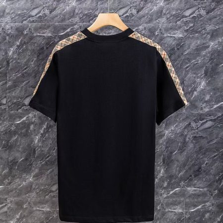 Burberry T Shirt - Image 3