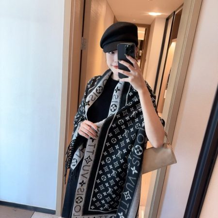 LV Reykjavik Scarf