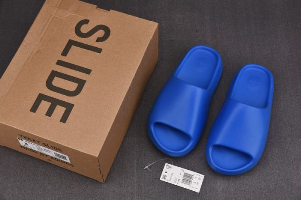 Kanye West x Yeezy Slide"Bone" FY7498
