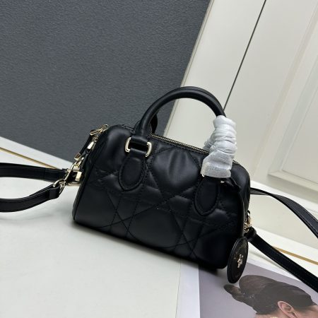 Dior Groove 20 Handbag - Image 8