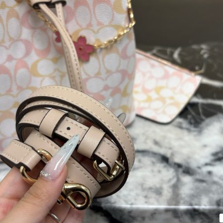Coach Rowan Bucket Bag - Image 3